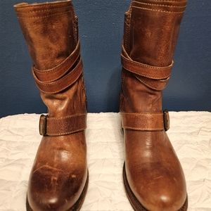 Women's boots